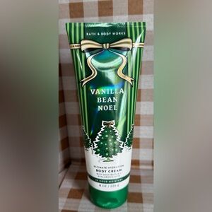 NEW B&BW Vanilla Bean Noel 8 oz ultimate hydration body cream with skin benefits